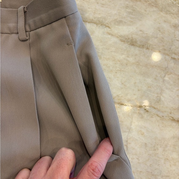 Vintage Eddie Bauer Greige Trousers Size 6 High Rise Straight Leg Pleated - Picture 7 of 14